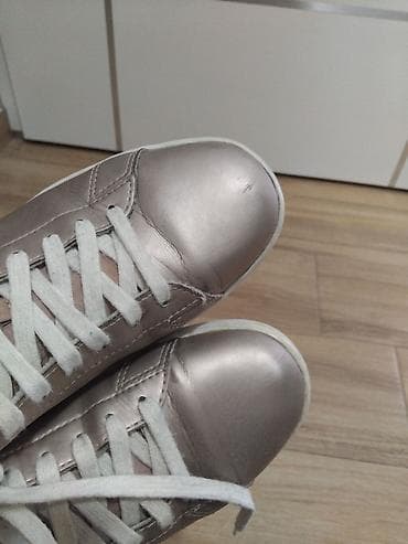 Original Lacoste ženske patike, br.39, boja- metalik roze. Osim malih na lalafo.rs — 5 Original Lacoste ženske patike, br.39, boja- metalik roze. Osim malih — 5