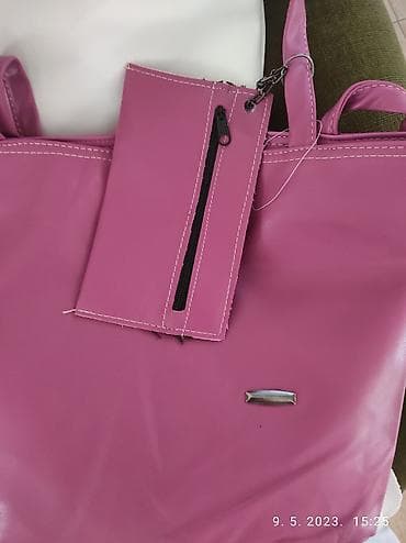 Velika pink tasna,nova sa etiketom at lalafo.rs — 3 Velika pink tasna,nova sa etiketom — 3