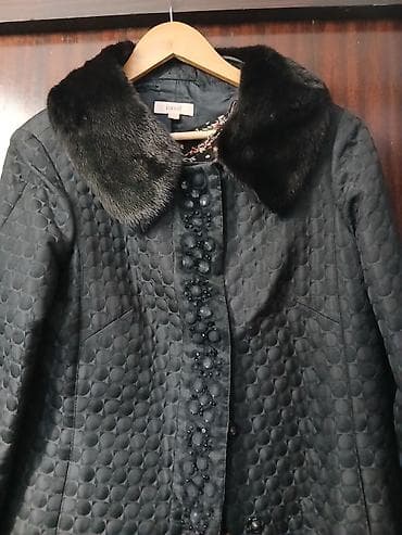 Mantil sa strasom i kragnom od nerca damski model u broju L na lalafo.rs — 5 Mantil sa strasom i kragnom od nerca damski model u broju L — 5