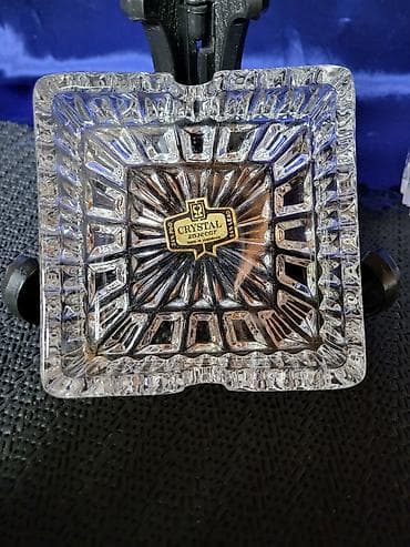 Pepeljare nove kristal,Zajecar 70te. Set od 3 pepeljare Zajecar na lalafo.rs — 8 Pepeljare nove kristal,Zajecar 70te. Set od 3 pepeljare Zajecar — 8