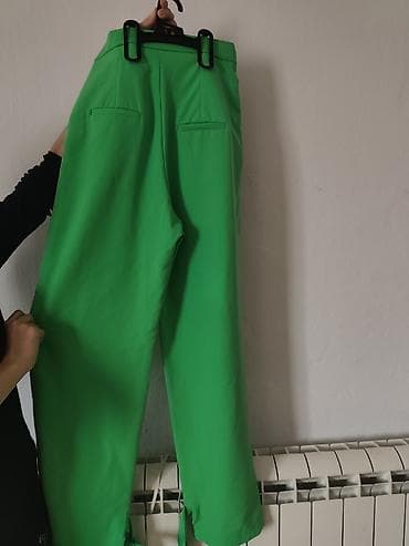 pantalone butiku ali: Zelene ženske pantalone širokog kroja - Model: visoki struk, široke na lalafo.rs — 2 pantalone butiku ali: Zelene ženske pantalone širokog kroja - Model: visoki struk, široke — 2