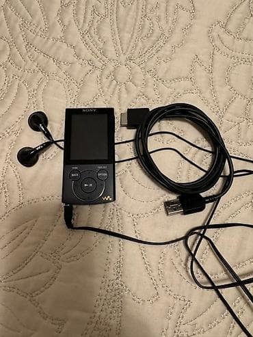 Sony Walkman digitalni muzički plejer – model NWZ‑E445 - Kompaktan at lalafo.rs — 1 Sony Walkman digitalni muzički plejer – model NWZ‑E445 - Kompaktan — 1