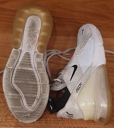 NIKE air max 270 ženske patike, ali mogu biti i unisex, i muske na lalafo.rs — 4 NIKE air max 270 ženske patike, ali mogu biti i unisex, i muske — 4