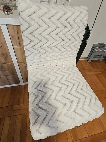 Plišana navlaka za stolicu - Materijal: mekan, pahuljast pliš sa na lalafo.rs — 2 Plišana navlaka za stolicu - Materijal: mekan, pahuljast pliš sa — 2