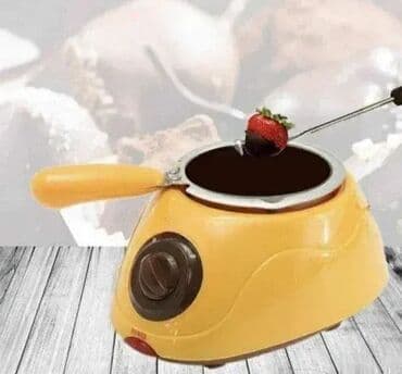 Ostali kuhinjski aparati: Aparat za topljenje čokolade + kalupi i pribor. aparat za topljenje na lalafo.rs Ostali kuhinjski aparati: Aparat za topljenje čokolade + kalupi i pribor. aparat za topljenje