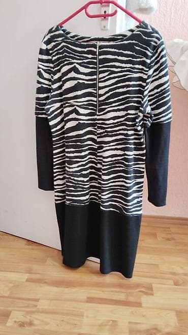Haljina sa animal printom (zebra), crno‑bela, sa dugim rukavima na lalafo.rs — 1 Haljina sa animal printom (zebra), crno‑bela, sa dugim rukavima — 1