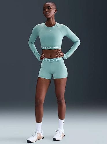 pantalone butiku ali: Nike Pro Women's 3" Shorts vel. S i M NOVO
CZ na lalafo.rs — 1 pantalone butiku ali: Nike Pro Women's 3" Shorts vel. S i M NOVO
CZ — 1