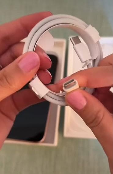 Apple iPhone u ružičastoj boji - Ekran sa Dynamic Island prorezom i na lalafo.rs — 5 Apple iPhone u ružičastoj boji - Ekran sa Dynamic Island prorezom i — 5