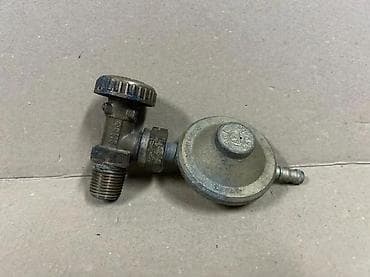 Regulator pritiska za plinsku bocu sa ventilom - Metalni regulator na lalafo.rs Regulator pritiska za plinsku bocu sa ventilom - Metalni regulator