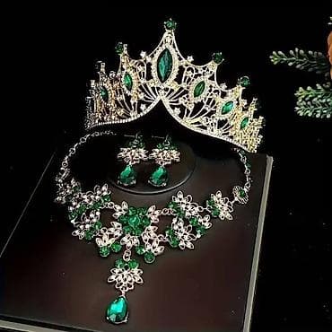 Komplet kraljevski nakit – tijara, ogrlica i minđuše - Luksuzni set na lalafo.rs — 2 Komplet kraljevski nakit – tijara, ogrlica i minđuše - Luksuzni set — 2