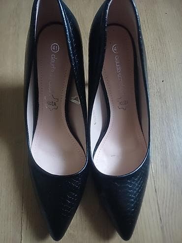 Crne,kožne štikle,41 broj,nisu nikad nošene. Promašen broj. Postoji i na lalafo.rs — 5 Crne,kožne štikle,41 broj,nisu nikad nošene. Promašen broj. Postoji i — 5