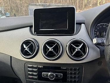 REŠETKA VENTILACIJE W246 ZA MERCEDES BENZ B KLASA, B 150, B 160 . OD na lalafo.rs REŠETKA VENTILACIJE W246 ZA MERCEDES BENZ B KLASA, B 150, B 160 . OD