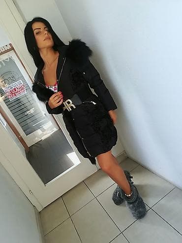 Skupocena perjana jakna ROYAL Cet sa prirodnim krznom vel S M na lalafo.rs — 3 Skupocena perjana jakna ROYAL Cet sa prirodnim krznom vel S M — 3