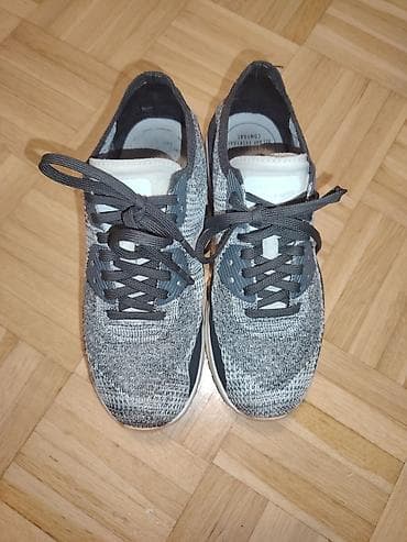Nike patike – model inspirisan Air Max linijom ug23cm - Gornjište na lalafo.rs — 1 Nike patike – model inspirisan Air Max linijom ug23cm - Gornjište — 1