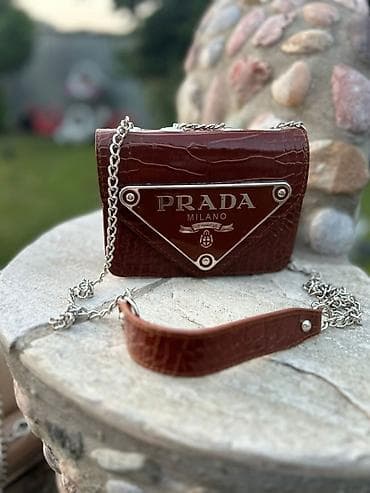 Elegantna ženska torba bež boje sa teksturom krokodilske kože. Torba at lalafo.rs — 5 Elegantna ženska torba bež boje sa teksturom krokodilske kože. Torba — 5