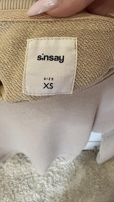 Sinsay ženski dukser - Veličina: XS (označeno na etiketi) - Boja na lalafo.rs — 2 Sinsay ženski dukser - Veličina: XS (označeno na etiketi) - Boja — 2