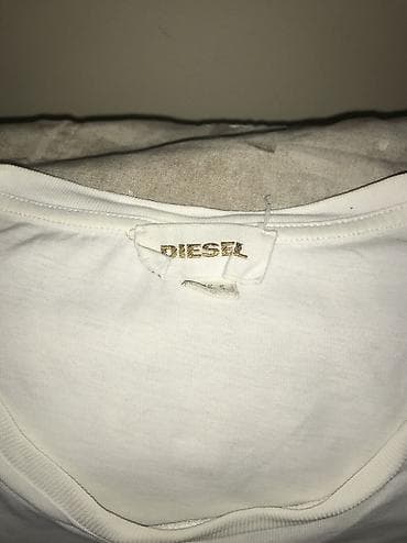 zenske original guess: Original DIESEL majica S / M 100% cotton Ramena 43-45cm, duzina 70cm na lalafo.rs — 2 zenske original guess: Original DIESEL majica S / M 100% cotton Ramena 43-45cm, duzina 70cm — 2