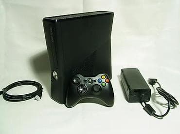 Xbox 360, korektno očuvana i potpuno ispravna (noviji model bez na lalafo.rs — 7 Xbox 360, korektno očuvana i potpuno ispravna (noviji model bez — 7