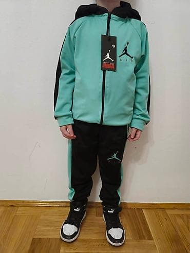 Jordan dečija trenerka NOVO Novo Veličine 4 6 8 10 12 14 fb Moja na lalafo.rs — 1 Jordan dečija trenerka NOVO Novo Veličine 4 6 8 10 12 14 fb Moja — 1