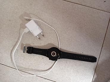 Pocket watches: Pametni sat sa gumiranim crnim kaišem i okruglim kućištem. Ekran u at lalafo.rs — 1 Pocket watches: Pametni sat sa gumiranim crnim kaišem i okruglim kućištem. Ekran u — 1