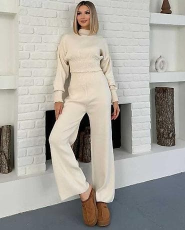 Ženski komplet trikotaza - Materijal: meka, elastična pletenina sa at lalafo.rs — 1 Ženski komplet trikotaza - Materijal: meka, elastična pletenina sa — 1