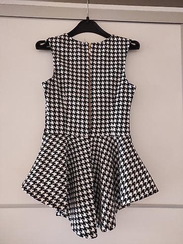 zenske broj: Zenska bluza iz uvoza kao nova. Poluobim grudi 37 do 40, poluobim at lalafo.rs — 2 zenske broj: Zenska bluza iz uvoza kao nova. Poluobim grudi 37 do 40, poluobim — 2