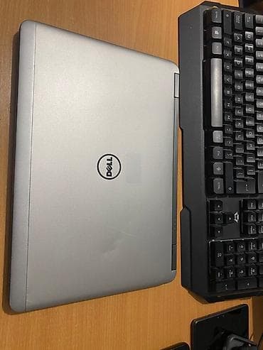 Prodajem odlican laptop dell latitude instaliran svez sistem sa na lalafo.rs — 3 Prodajem odlican laptop dell latitude instaliran svez sistem sa — 3