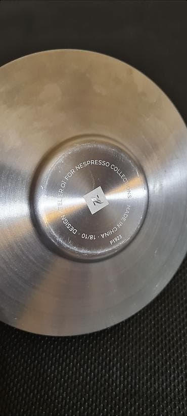 ★ Prodajem originalne prelepe Nespresso šoljice (oko 180ml). Pogodne na lalafo.rs — 4 ★ Prodajem originalne prelepe Nespresso šoljice (oko 180ml). Pogodne — 4