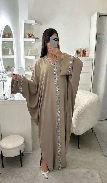 ✨Ženska kaftan/abaya haljina sa ukrasnom čipkanom trakom - Model at lalafo.rs — 3 ✨Ženska kaftan/abaya haljina sa ukrasnom čipkanom trakom - Model — 3