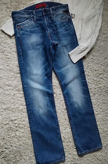 REPLAY muške farmerke u velicini S. Perfektno stanje 10/10 na lalafo.rs REPLAY muške farmerke u velicini S. Perfektno stanje 10/10