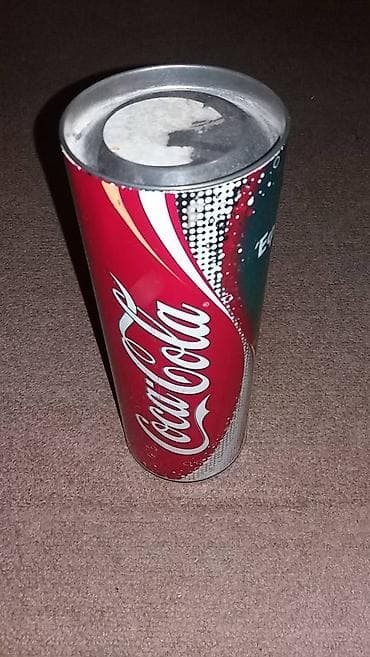 Antique Decor: Prodajem kutiju sa natpisom Coca Cola, sa poklopcem, izdanje za at lalafo.rs — 1 Antique Decor: Prodajem kutiju sa natpisom Coca Cola, sa poklopcem, izdanje za — 1