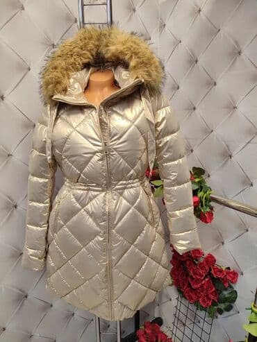 Ženska zimska jakna sa kapuljačom i krznom - Model: duža, prošivena na lalafo.rs Ženska zimska jakna sa kapuljačom i krznom - Model: duža, prošivena