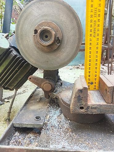 Clamps: Industrijska kružna testera za sečenje sa reduktorom. - Tip at lalafo.rs — 3 Clamps: Industrijska kružna testera za sečenje sa reduktorom. - Tip — 3