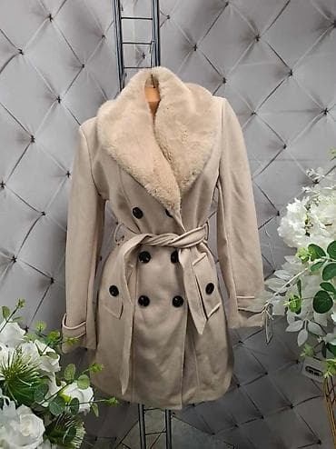 Ženski kaput sa krznom – elegantan dvoredni model - Kroj: dvoredni at lalafo.rs — 7 Ženski kaput sa krznom – elegantan dvoredni model - Kroj: dvoredni — 7