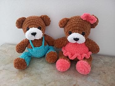 Ručno pleteni plišani medvedići – par - Materijal: mekana, plišana na lalafo.rs — 3 Ručno pleteni plišani medvedići – par - Materijal: mekana, plišana — 3