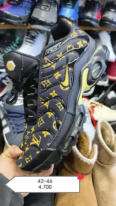 Men's Footwear: 41 do 46
42 do 46
Cena 4.700 din at lalafo.rs — 3 Men's Footwear: 41 do 46
42 do 46
Cena 4.700 din — 3