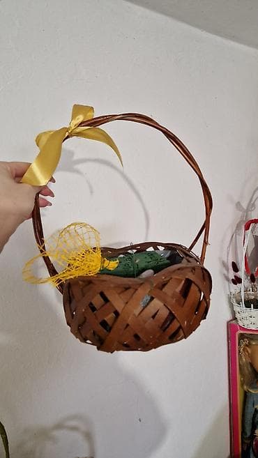 Korpice razlicitog oblika i velicine po 300din na lalafo.rs — 3 Korpice razlicitog oblika i velicine po 300din — 3