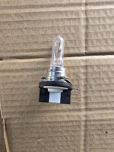 Sijalica za auto. H15-12v-55w Komad 1200din novo kvalitetno. H7 na lalafo.rs — 2 Sijalica za auto. H15-12v-55w Komad 1200din novo kvalitetno. H7 — 2