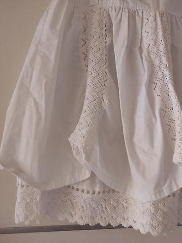 pantalone butiku ali: Pamucna bela suknja. Veličina L, ali odgovara za S. Dubok struk na lalafo.rs — 2 pantalone butiku ali: Pamucna bela suknja. Veličina L, ali odgovara za S. Dubok struk — 2