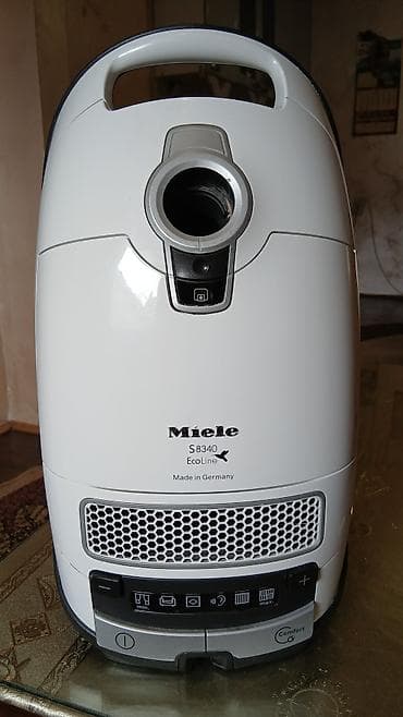 Miele S8340 EcoLine usisivač s kesom - Snaga EcoLine motora, više na lalafo.rs Miele S8340 EcoLine usisivač s kesom - Snaga EcoLine motora, više