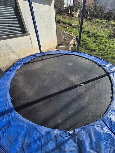 Garden umbrellas, awnings and pavilions: Prodajem trambolinu sa zaštitnom mrežom Visina 240cm, širina 240 cm at lalafo.rs — 4 Garden umbrellas, awnings and pavilions: Prodajem trambolinu sa zaštitnom mrežom Visina 240cm, širina 240 cm — 4