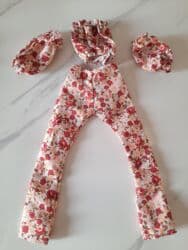 Odelce za lutke ili barbike. Slanje poštom. - Postekspres - CC paket na lalafo.rs Odelce za lutke ili barbike. Slanje poštom. - Postekspres - CC paket