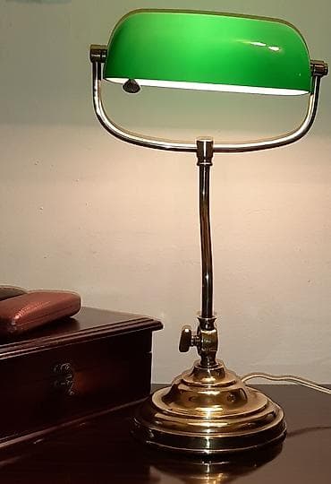 Antique Decor: Bankarska vintage originalna stona lampa Izuzetno stara, u izvornom at lalafo.rs — 9 Antique Decor: Bankarska vintage originalna stona lampa Izuzetno stara, u izvornom — 9