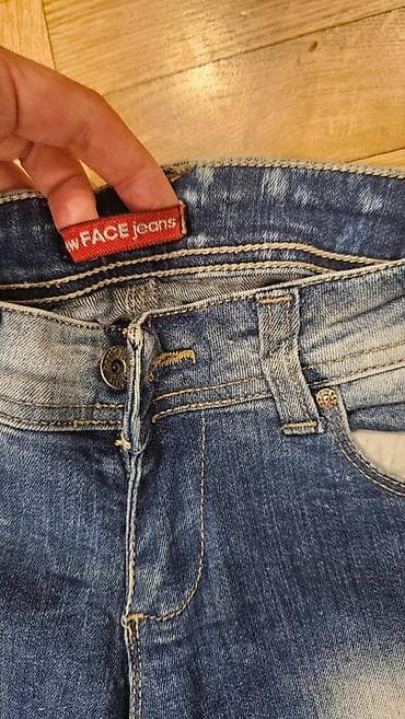 bermude teksas br: Farmerice u veličini koja odgovara xs ili s. Imaju elastina i mogu za na lalafo.rs — 4 bermude teksas br: Farmerice u veličini koja odgovara xs ili s. Imaju elastina i mogu za — 4