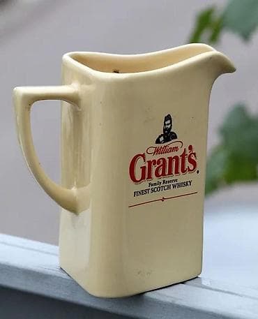 original esprit: Decanteri 1980s Ballantines i Grants Original ENGLAND. Made in at lalafo.rs — 10 original esprit: Decanteri 1980s Ballantines i Grants Original ENGLAND. Made in — 10