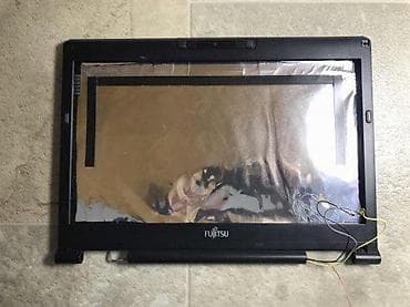 Gornje kuciste za Fujitsu S752.
✨ Ispravno na lalafo.rs Gornje kuciste za Fujitsu S752.
✨ Ispravno