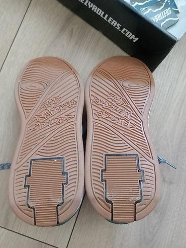 Bike accessories: BreezyRollers patike sa točkićima (roler patike) - Brend at lalafo.rs — 7 Bike accessories: BreezyRollers patike sa točkićima (roler patike) - Brend — 7