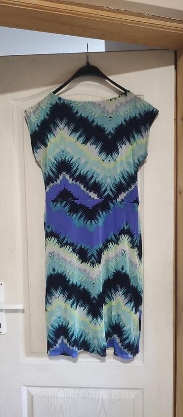 S.Oliver haljina, veličina 42 (DE 42 / FR 44 / IT 46 / UK 16 / US 12) na lalafo.rs — 5 S.Oliver haljina, veličina 42 (DE 42 / FR 44 / IT 46 / UK 16 / US 12) — 5