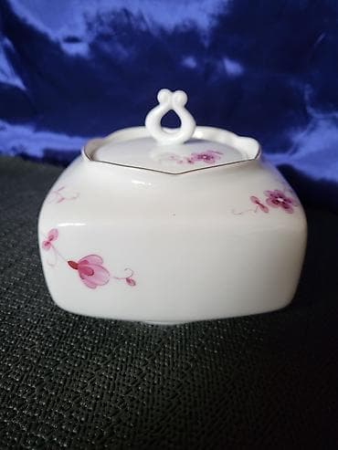 Home & Garden: Secernica nova veca Lichte porcelan 70te.Nemacka. Nova secernica iz at lalafo.rs — 7 Home & Garden: Secernica nova veca Lichte porcelan 70te.Nemacka. Nova secernica iz — 7