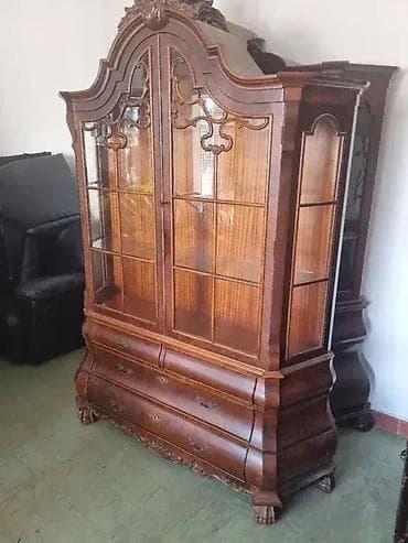 Antique Furniture: Vitrina u odlicnom stanju. Visina 215cm Sirina 155cm Dubina 45 cm at lalafo.rs — 3 Antique Furniture: Vitrina u odlicnom stanju. Visina 215cm Sirina 155cm Dubina 45 cm — 3
